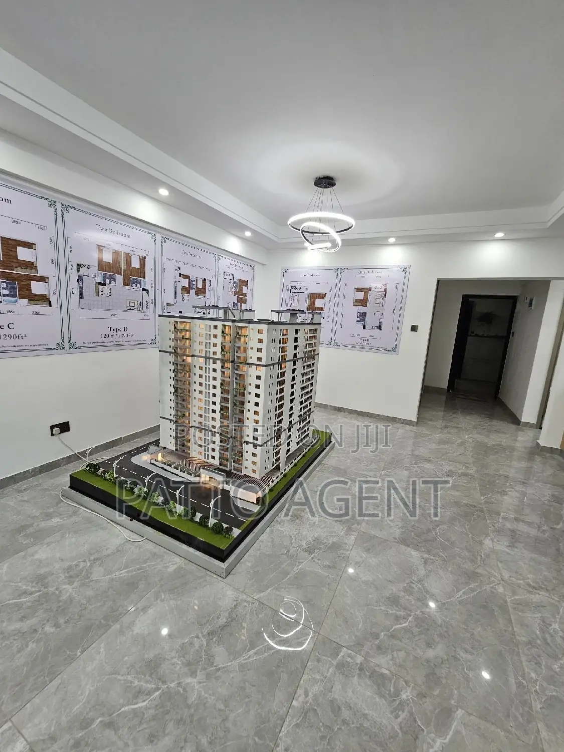 3bdrm Apartment in Valley Arcade, Lavington for sale