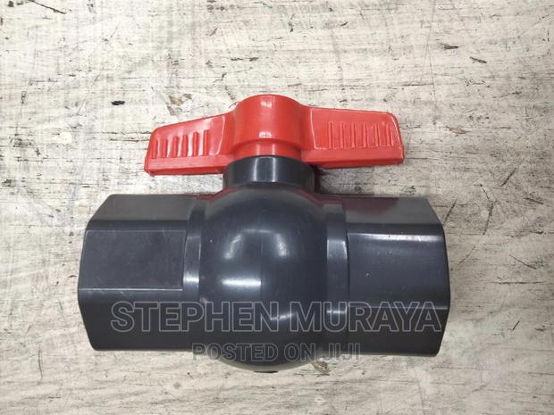 PVC Ball Valve/Cork 2"