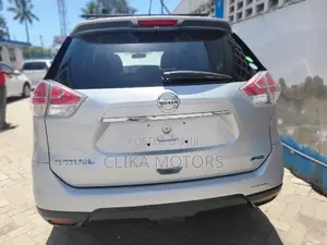 Nissan X-Trail 2016 White