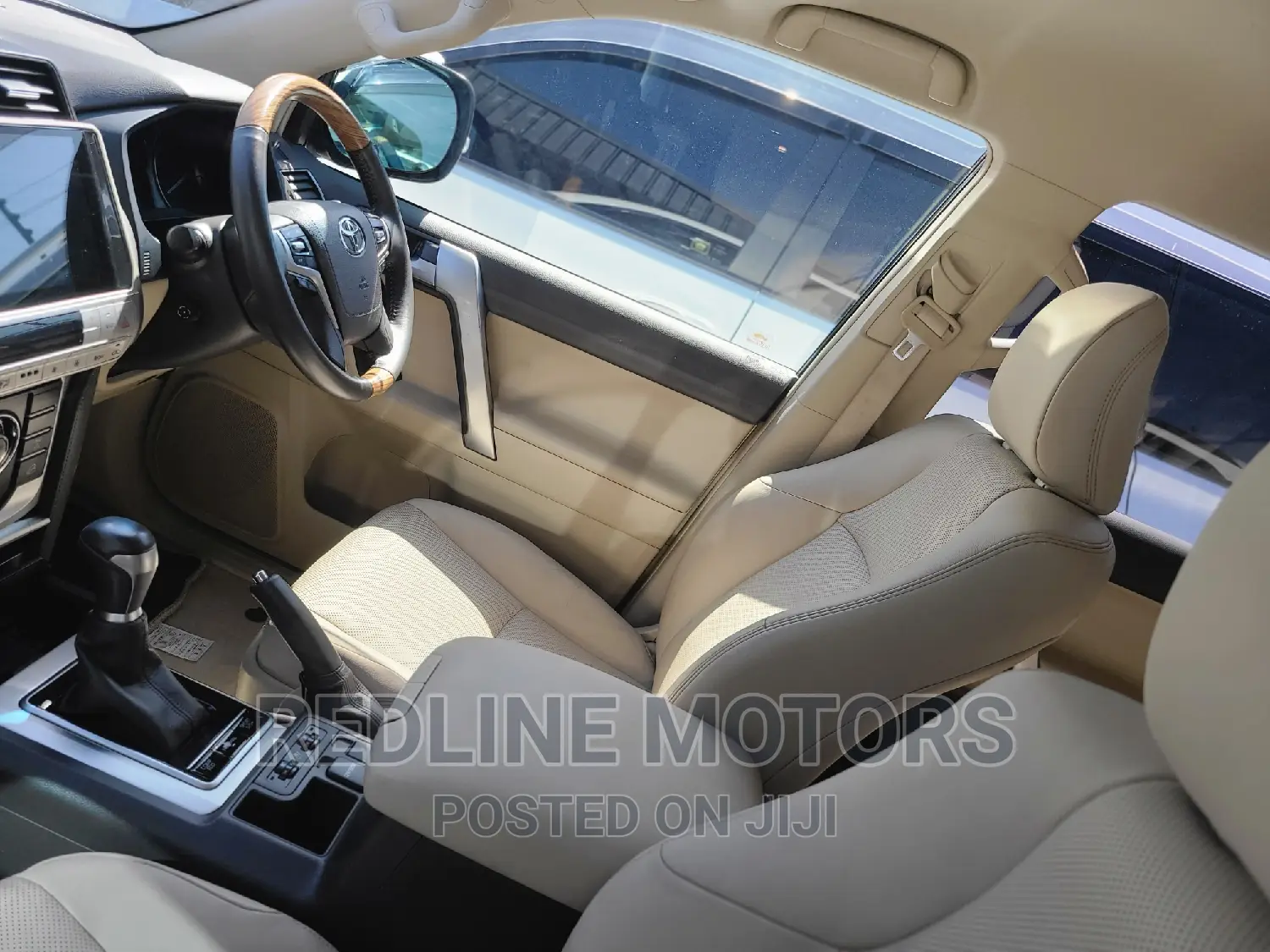 Toyota Land Cruiser Prado 2017 White