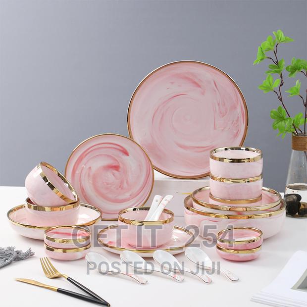 26pcs Marble Dinner Set
6pcs Spoons
6pcs 4.5" Bowls - thumbnail 3