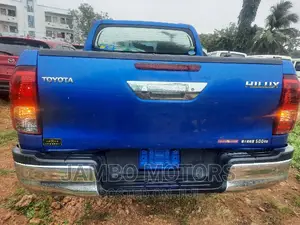 Toyota Hilux Revo Double Cab Deisel 2.8 AWD 2016 Blue
