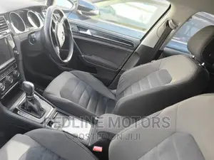Volkswagen Golf 2017 Blue