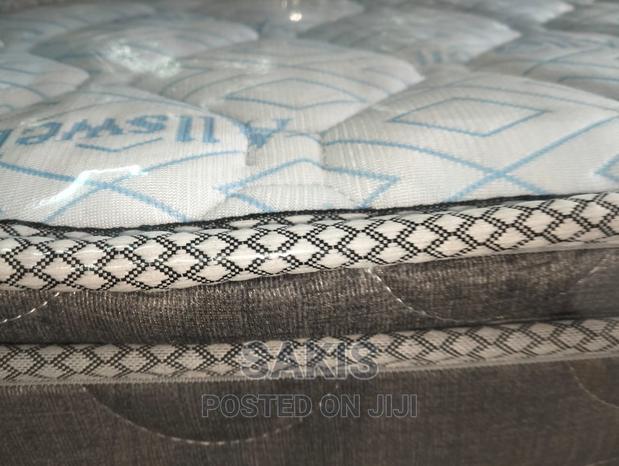 Mattresses for Grab! 5 X 6 X 10.HDQ Pillow Top Mattresses