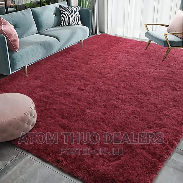 5*8 Fluffy Maroon Carpet