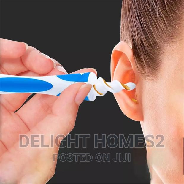 Vacuum Ear Wax Pick Cleaner