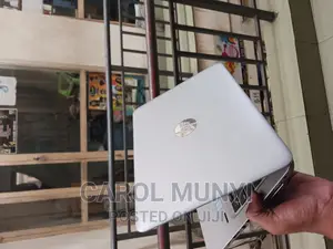 New Laptop HP EliteBook 820 G3 8GB Intel Core I7 SSD 256GB