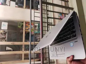 New Laptop HP EliteBook 820 G3 8GB Intel Core I7 SSD 256GB