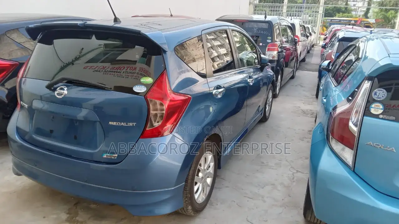 Nissan Note 2016 Blue