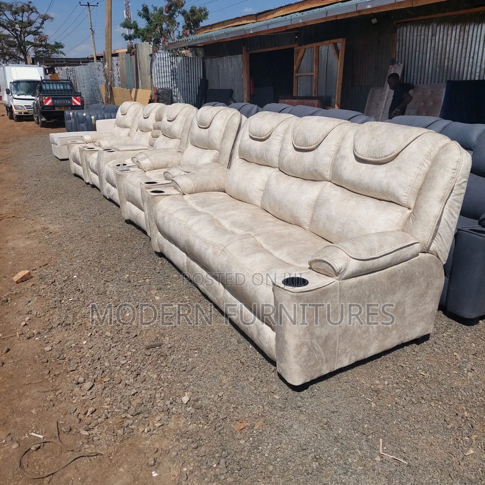7 Seater Reclinerlike Sofa
