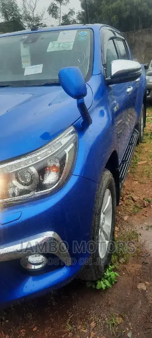 Toyota Hilux Revo Double Cab Deisel 2.8 AWD 2016 Blue