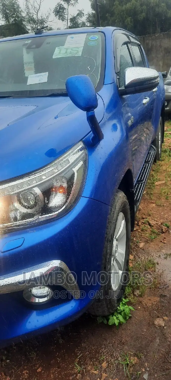 Toyota Hilux Revo Double Cab Deisel 2.8 AWD 2016 Blue