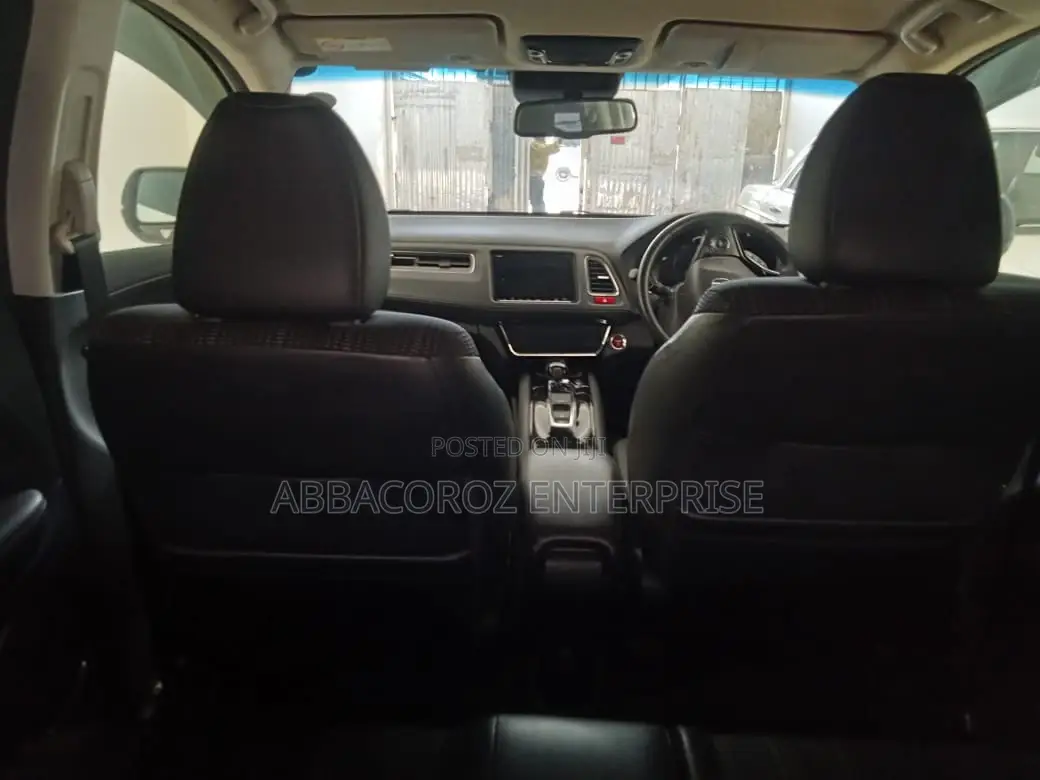 Honda Vezel 2016 White