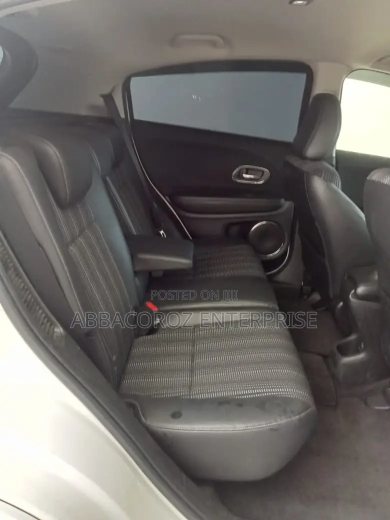 Honda Vezel 2016 White