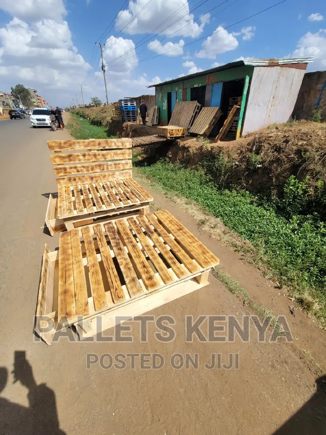 Pallet Bed Blazed 4*6bed With Drawers. in Mwiki Furniture, Pallets