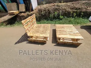 Pallet Bed- Blazed 4*6bed With Drawers. (D 5)