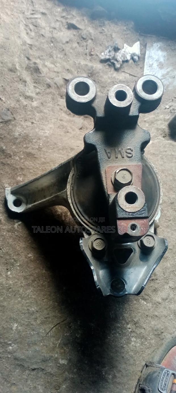 Honda Stream Engine Mount - thumbnail 3
