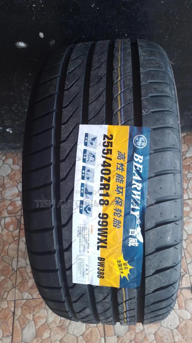 255/40zr18 Bearway