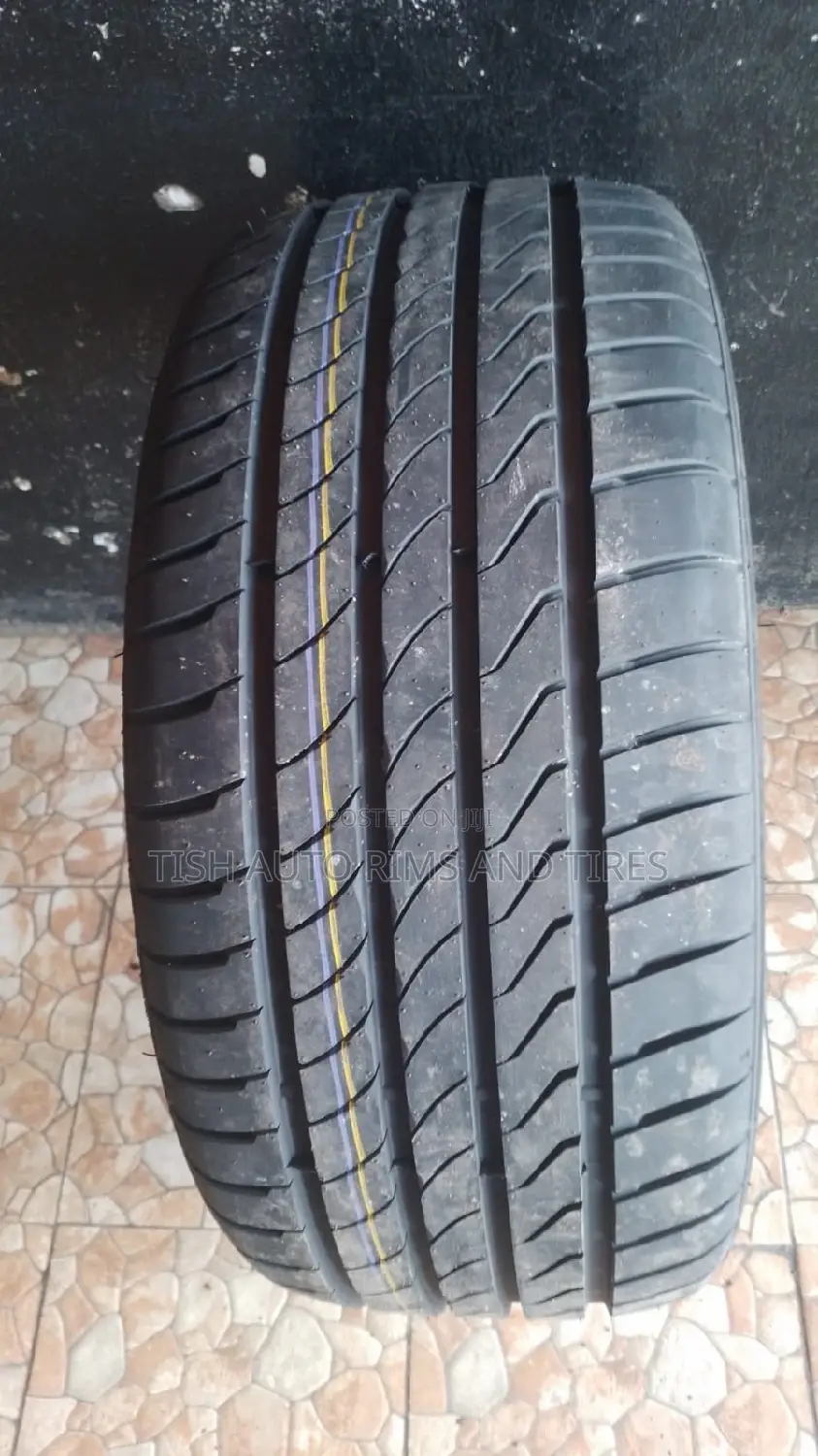 255/40zr18 Bearway 99wxl