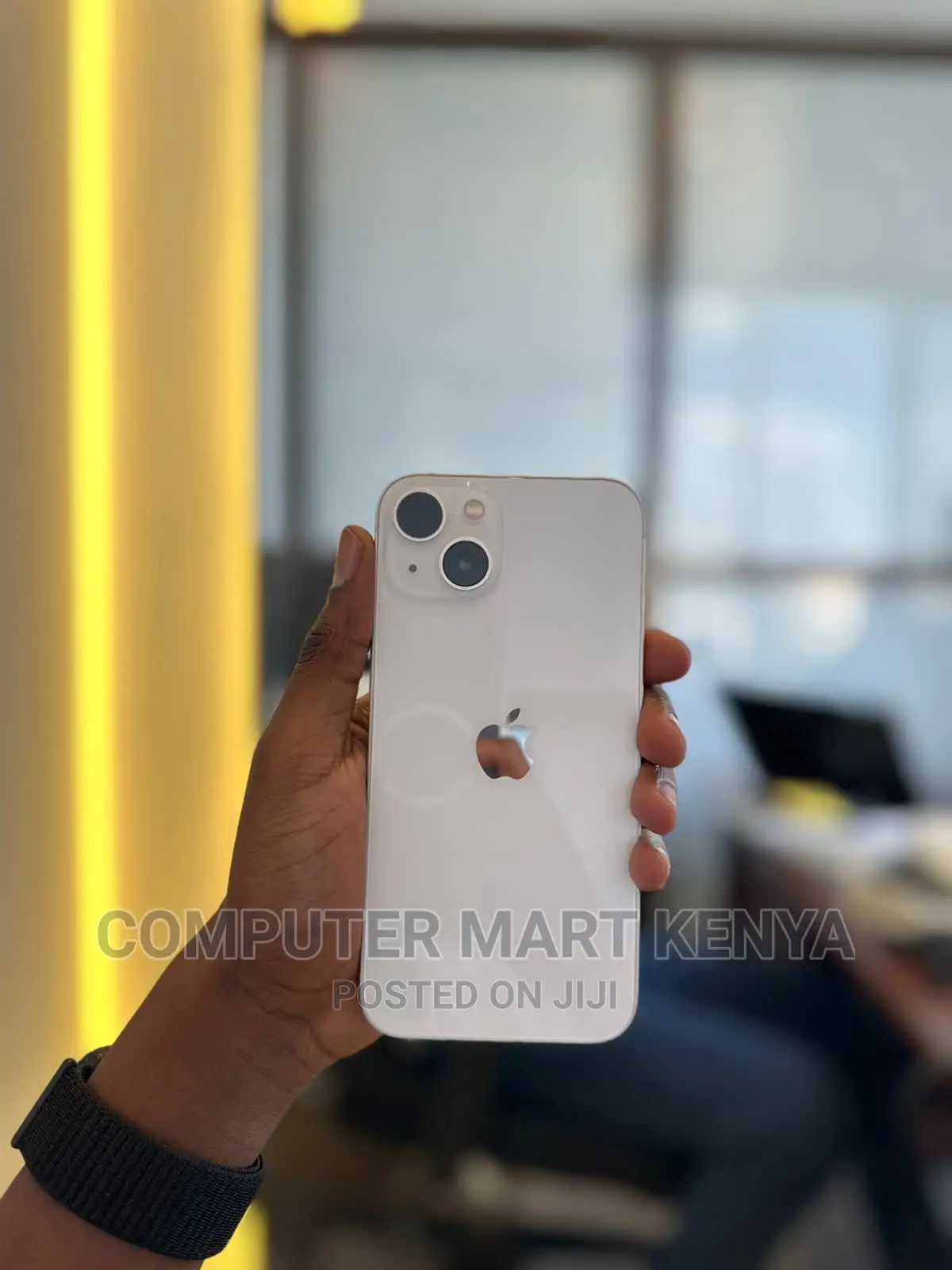 New Apple iPhone 13 128 GB White