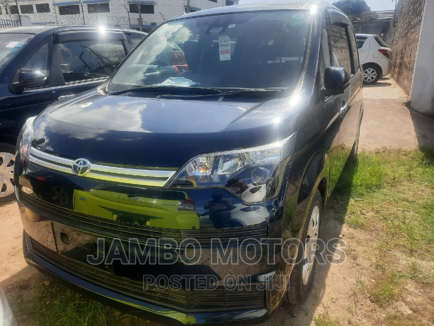 Toyota Spade 1.5 2016 Black