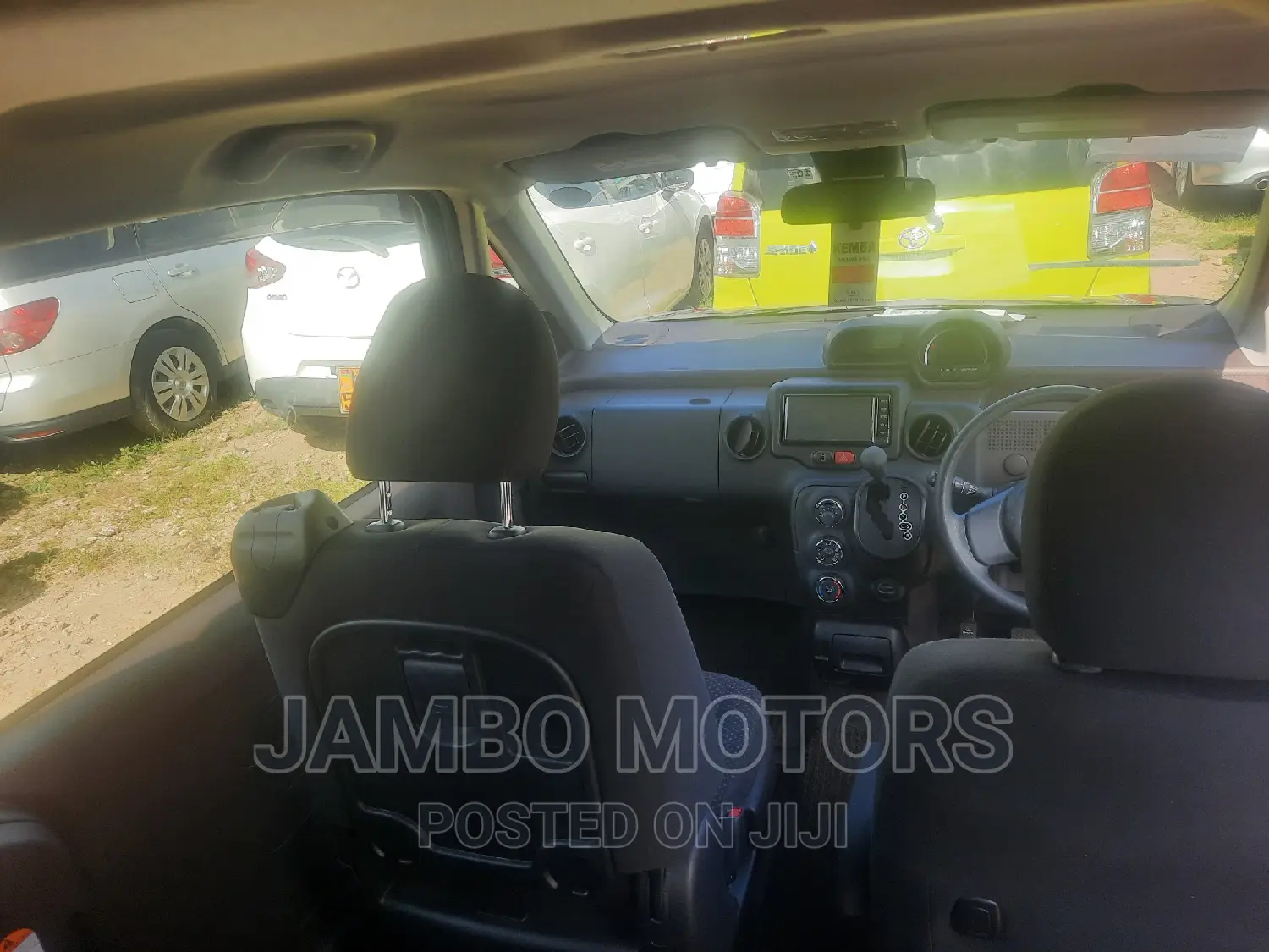 Toyota Spade 1.5 2016 Black