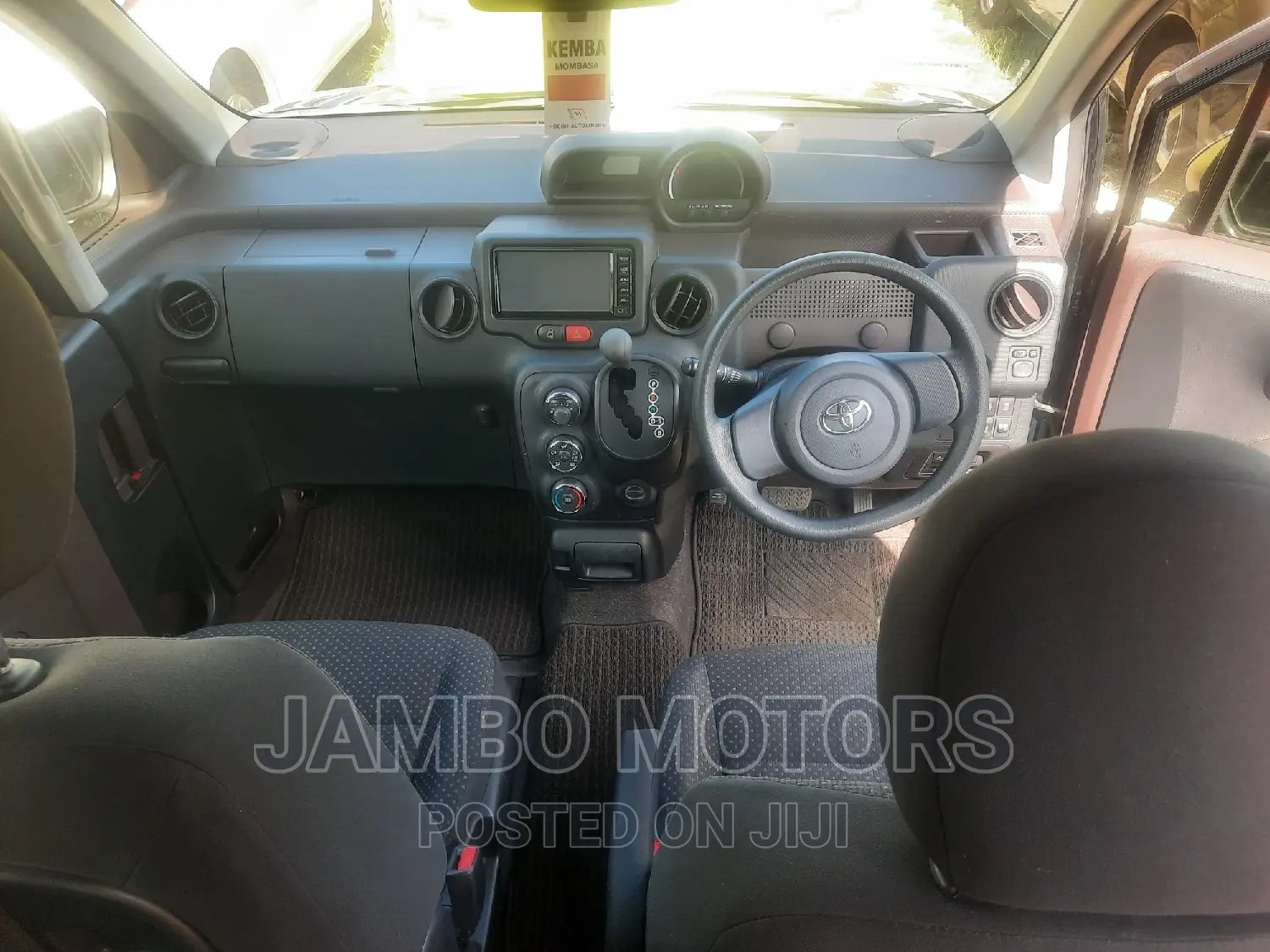 Toyota Spade 1.5 2016 Black