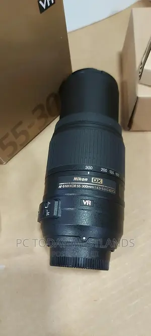 Nikon Af-S Dx Nikkor 55-300mm F/4.5-5.6g Ed Vibration Reduct