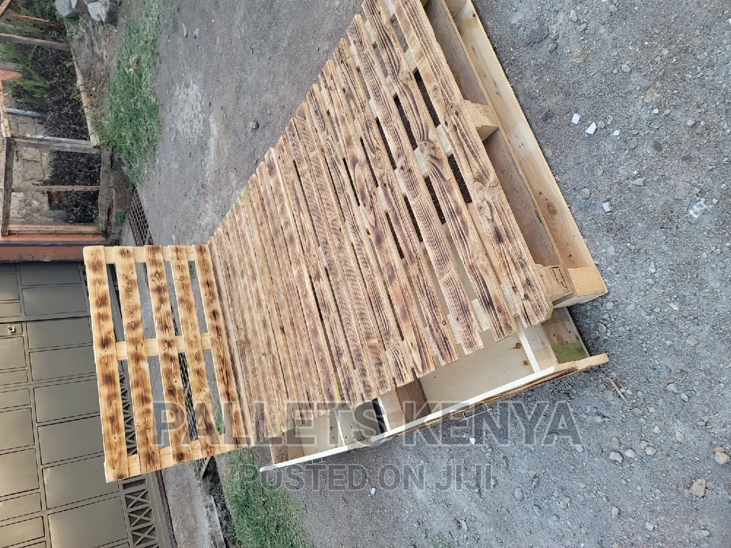 4*6 Blazed Pallet Bed- Detachable With Drawers. 4x6
