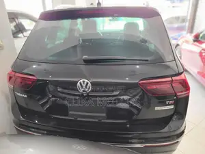 Volkswagen Tiguan 2016 Black