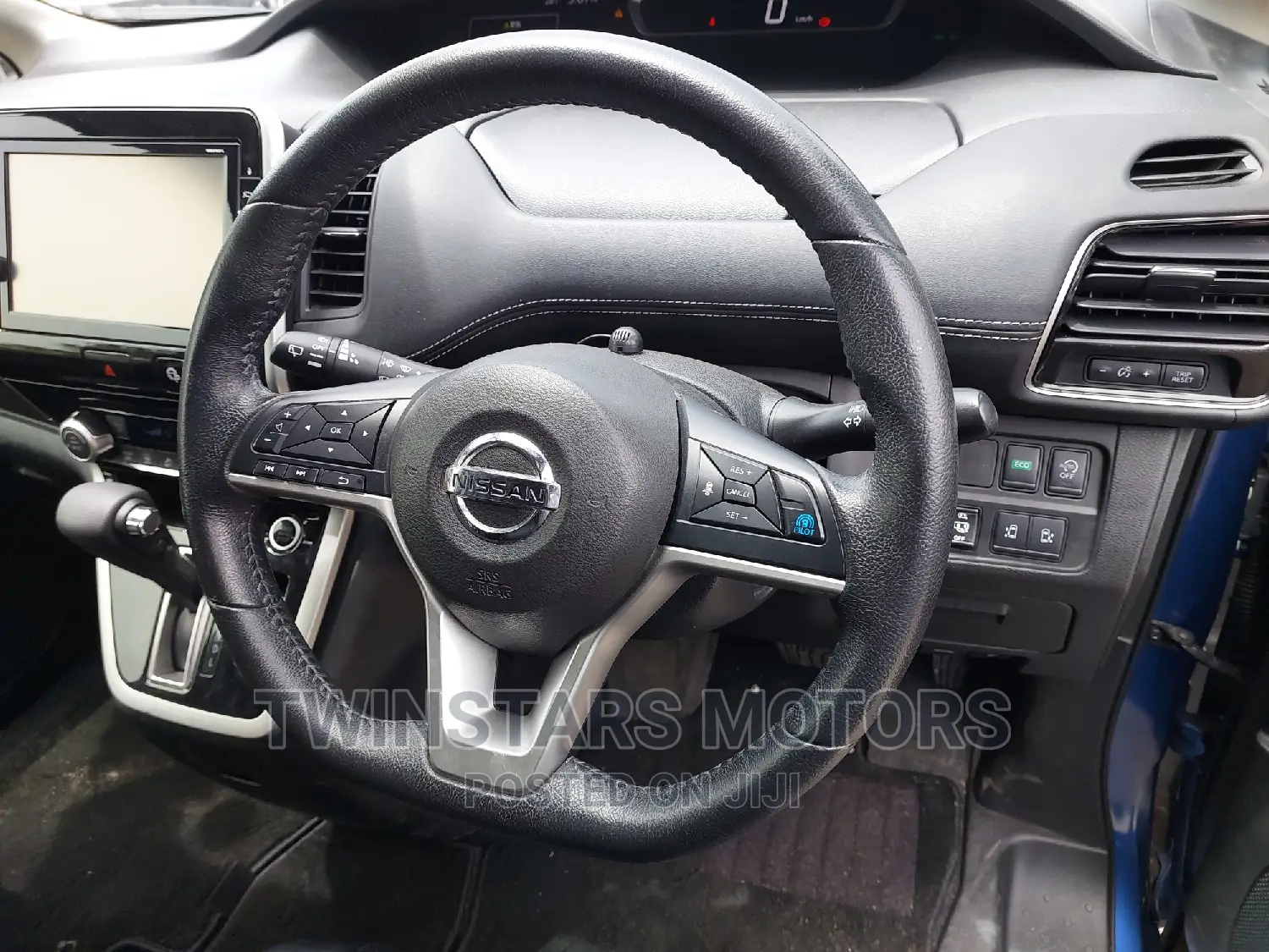 Nissan Serena 2019 Blue