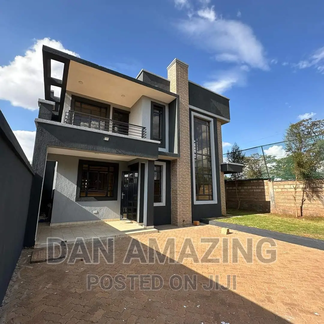 4bdrm Maisonette in Kibiku for sale