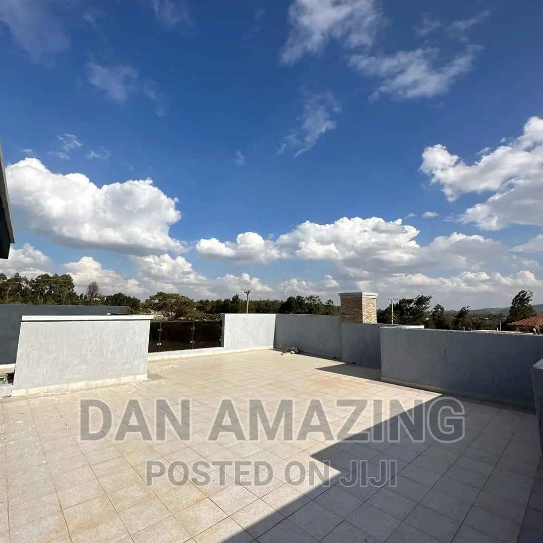 4bdrm Maisonette in Kibiku for sale