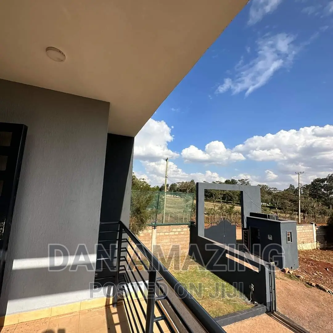 4bdrm Maisonette in Kibiku for sale