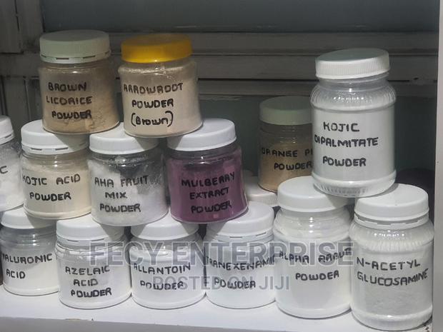Skin Brightening Powders - main view