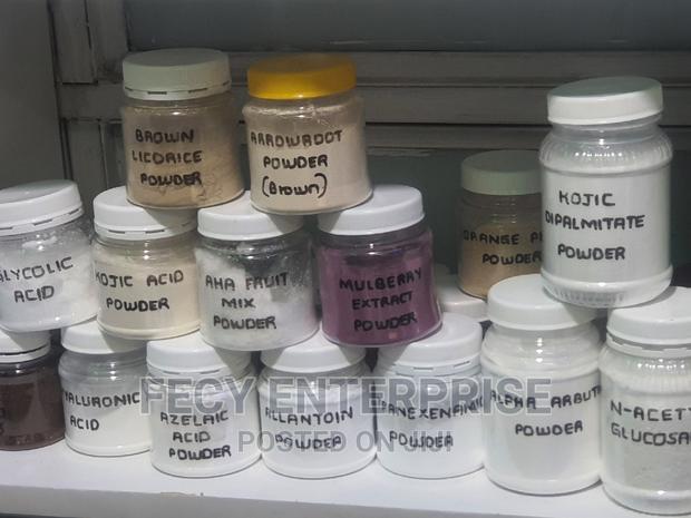 Skin Brightening Powders - thumbnail 2