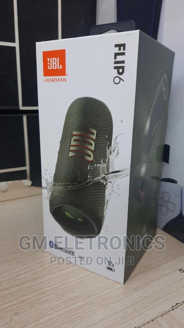 Original JBL Flip 6 Bluetooth Speaker .