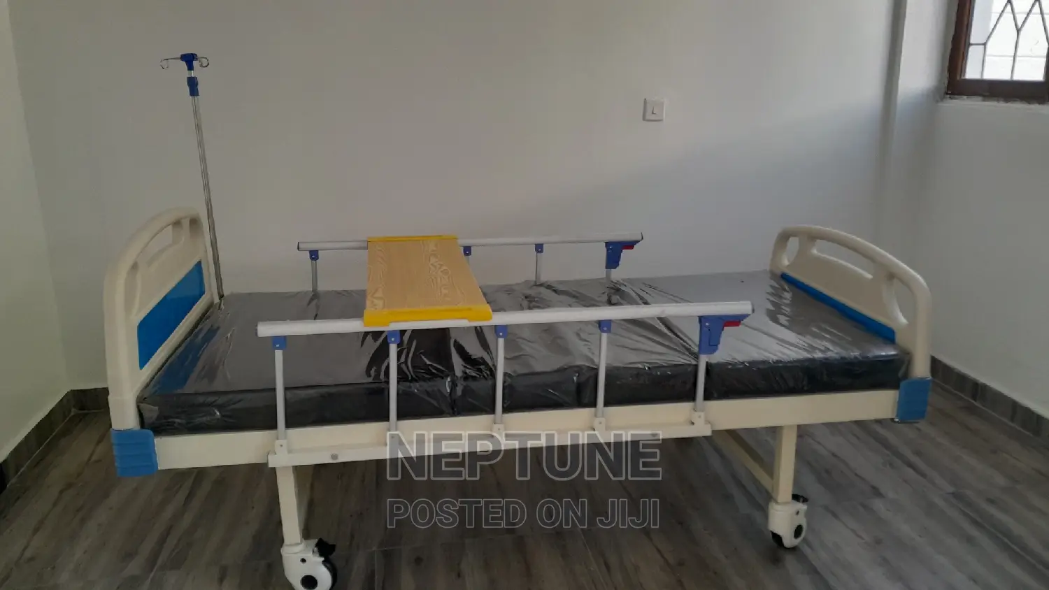 Single Crank Hospital Bed