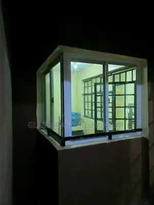 White Glazed Aluminum Balcony