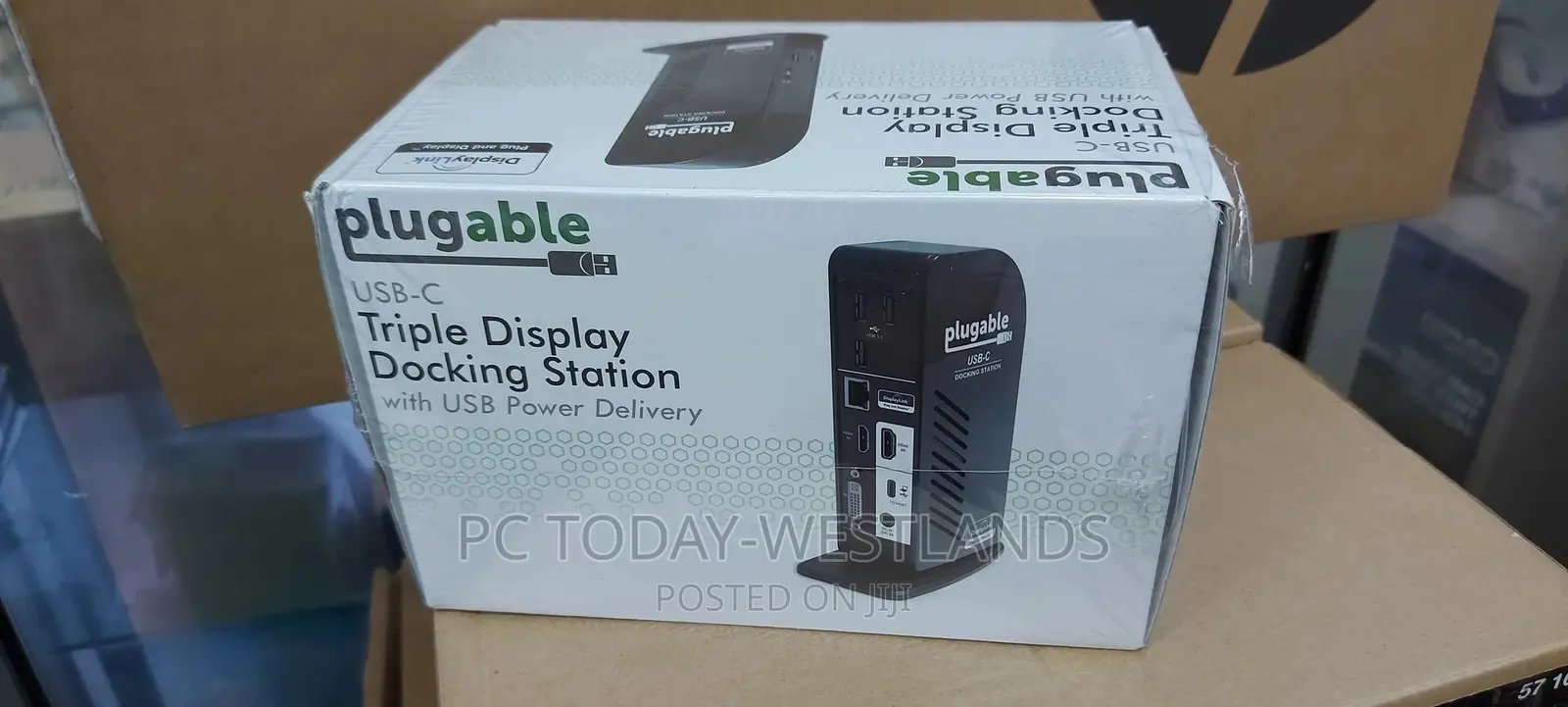Plugable 13-in-1 USB-C Triple Monitor Docking Station With