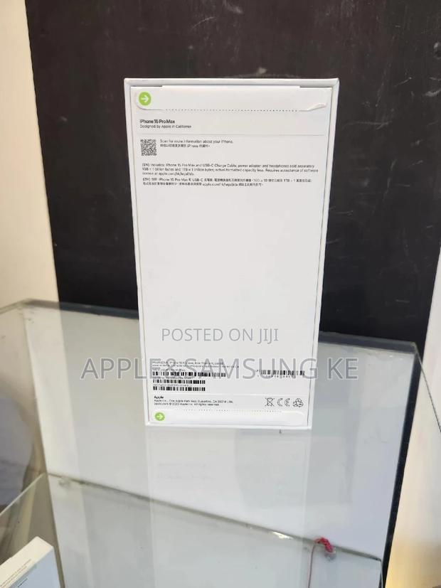 New Apple iPhone 15 Pro Max 256 GB Black - thumbnail 2