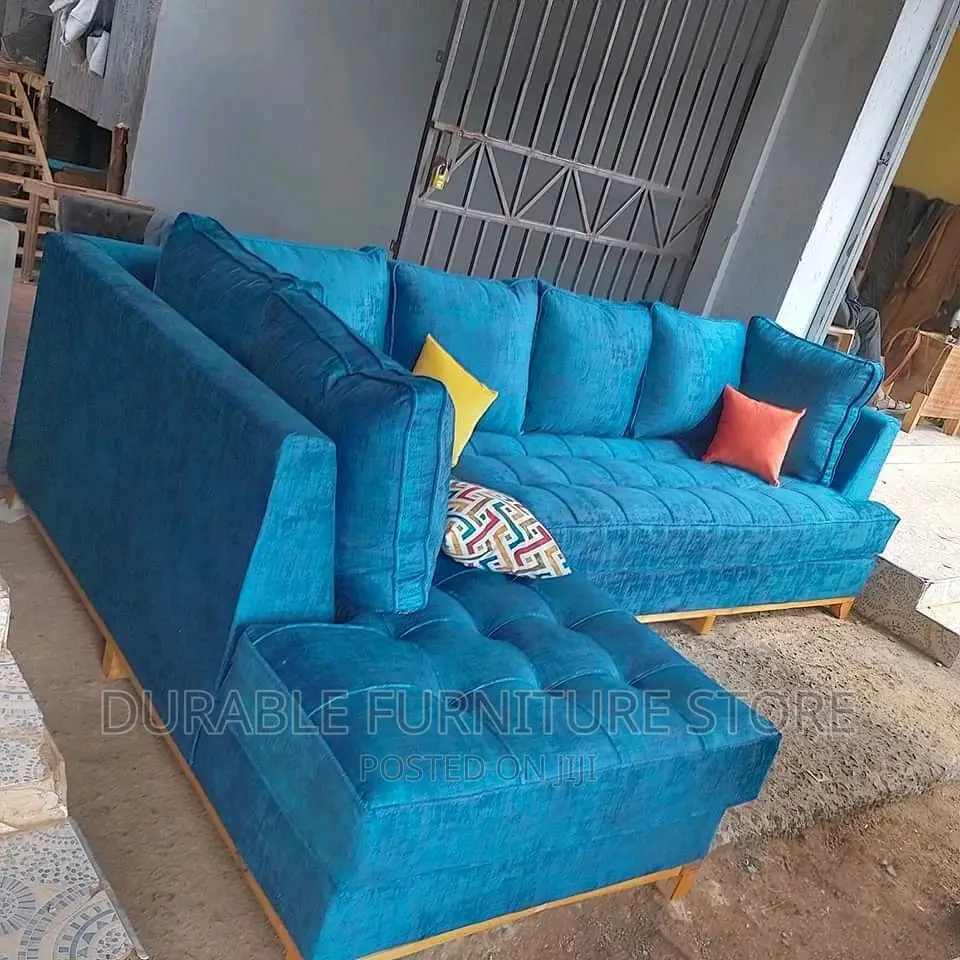 Quality Fabrik L Shaped Sofa