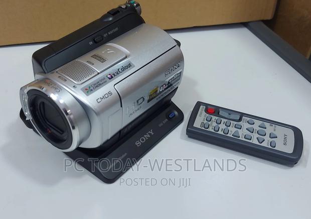 Sony 'Pal' HDR-Sr5 Avc Hd 40gb Hard-Disc Handycam Camcorder 65mins Bat - thumbnail 7