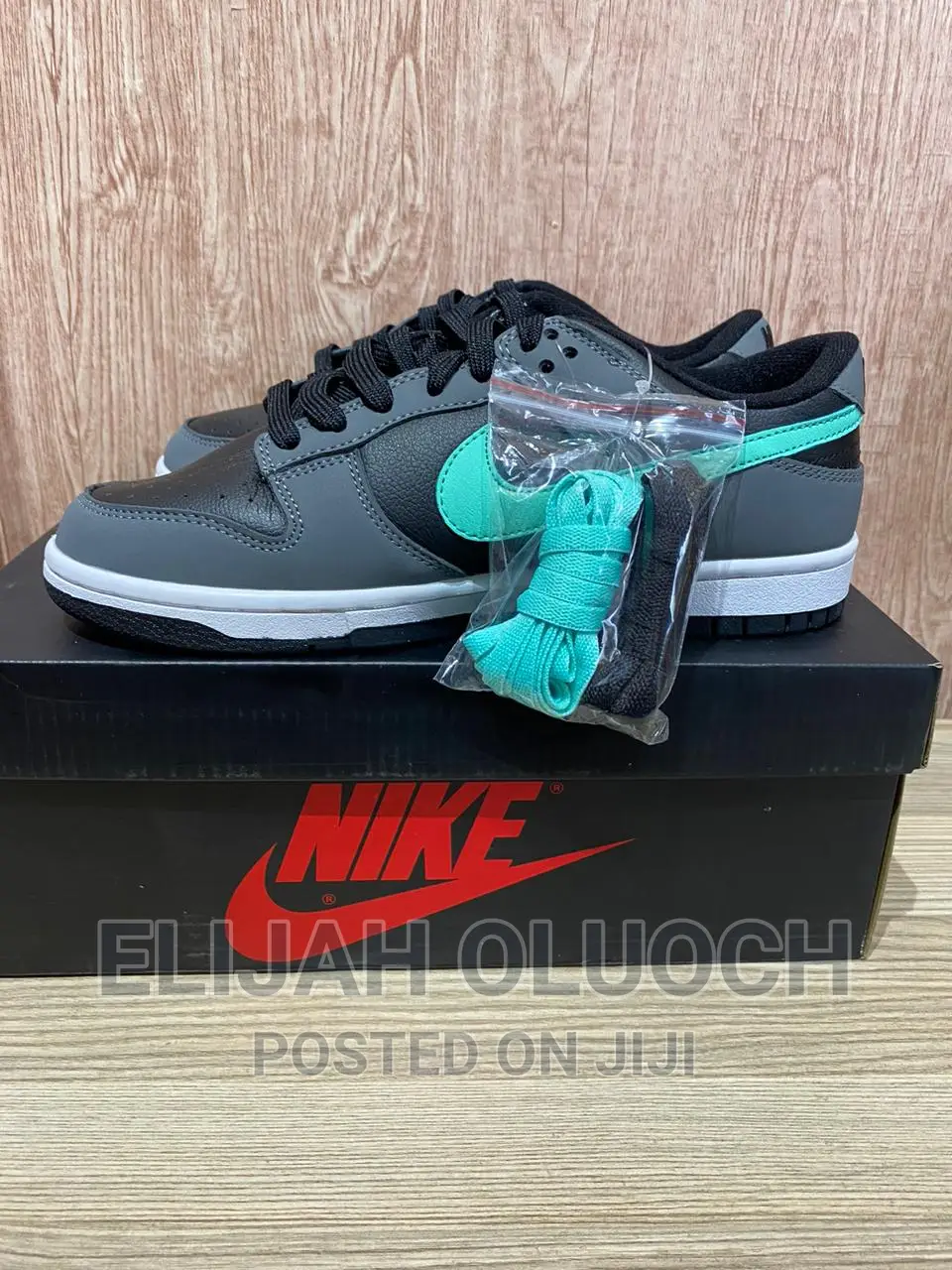 Nike SB Dunk Green Glow