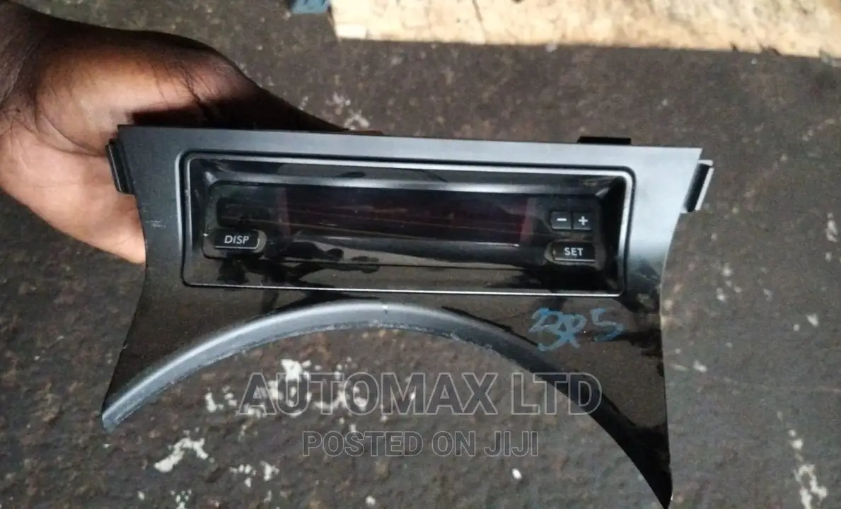 Subaru Legacy / Outback Exjapan Digital Dash Clock Display in Nairobi