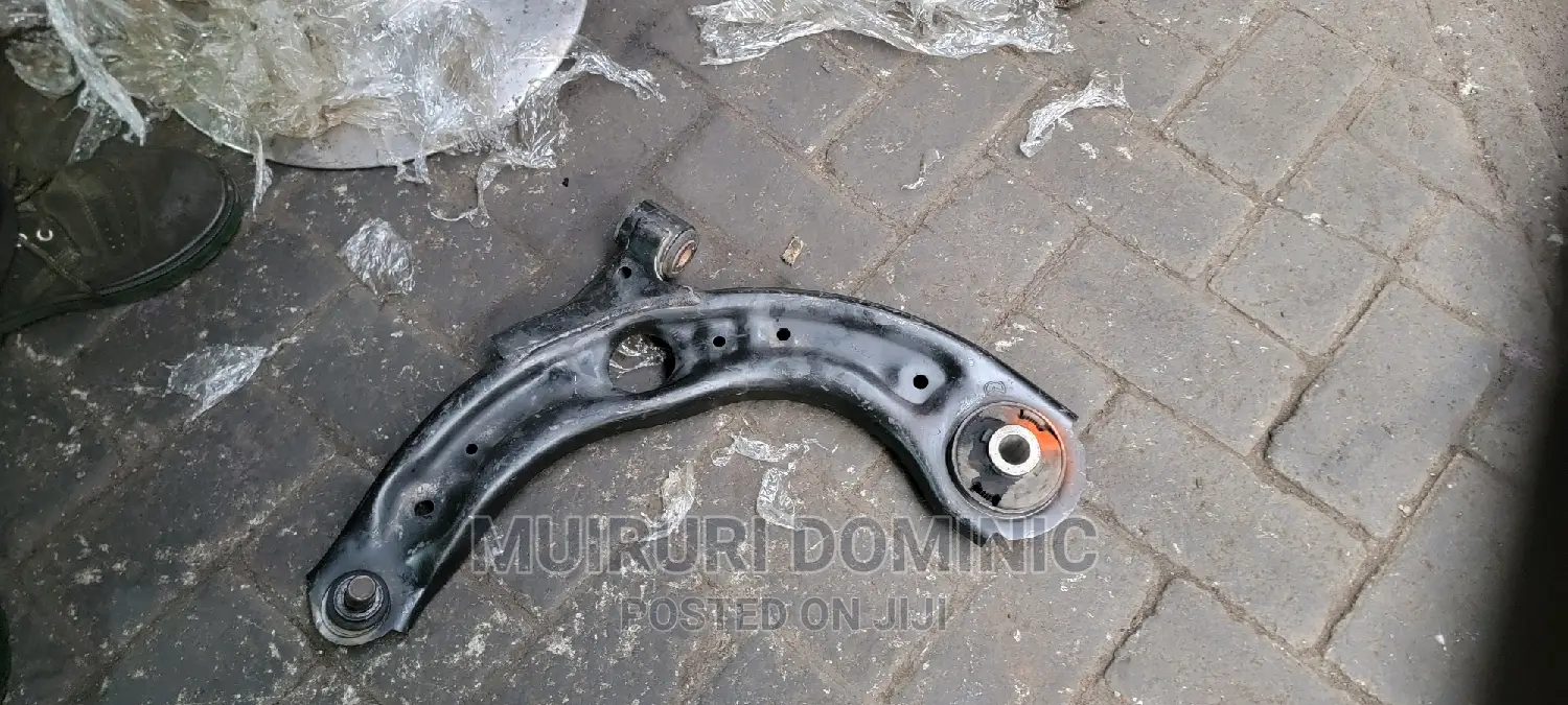 Control Arm Demio 2014