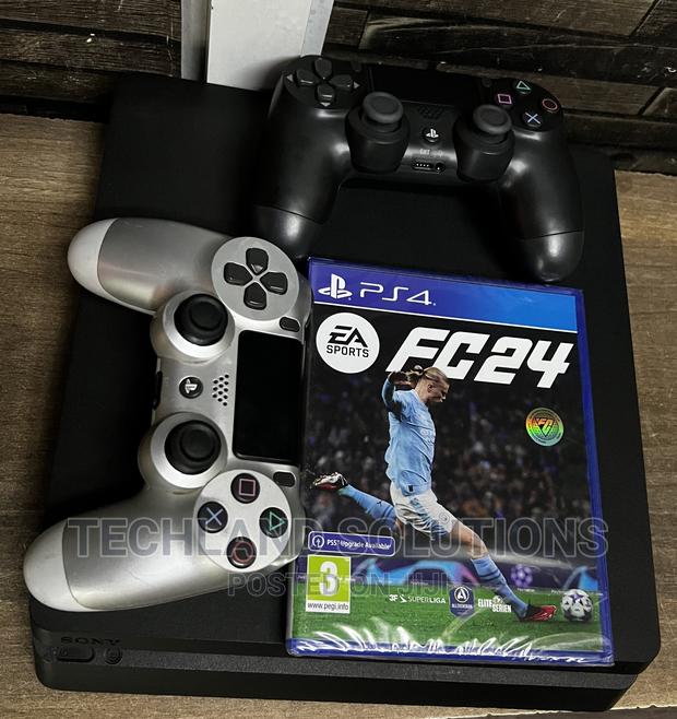 Ps4 Slim With Fc 24 +2 Pads