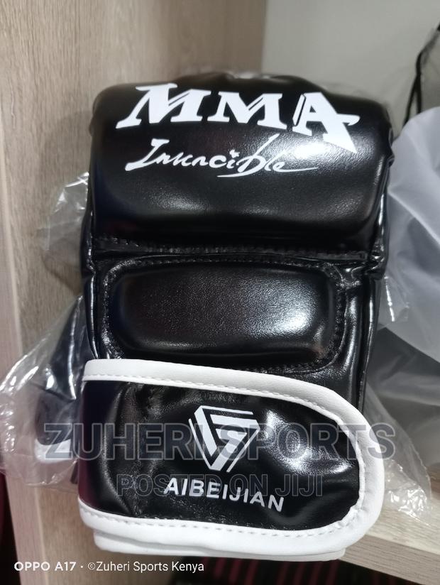 MMA Fighter Gloves/Boxing/Sparring/Muay Thai