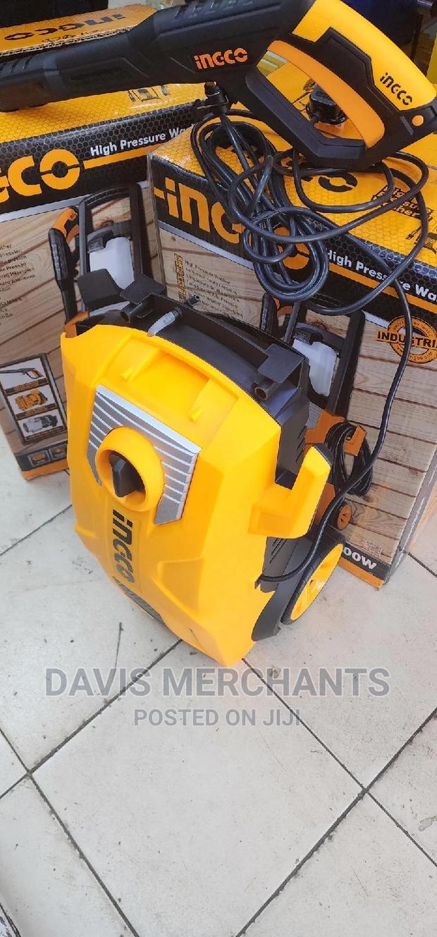 High Pressure Washer With Accessories