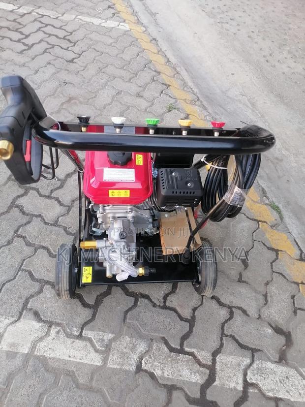 Gasoline Power High.Pressure Washer 3200psi -Windsor